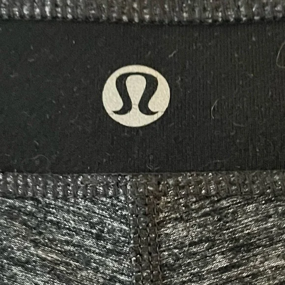 Lululemon OG Groove Pant in Heathered Black - Picture 5 of 5